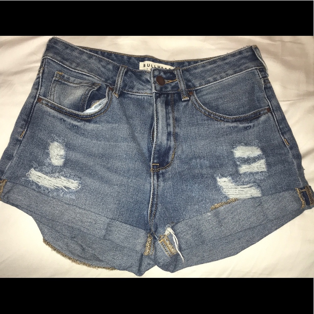 High wasted blue jean shorts